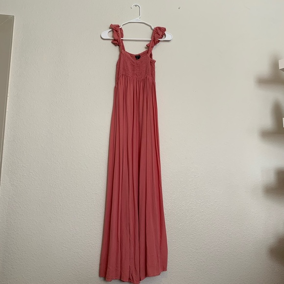 Forever 21 - Picture 1 of 2